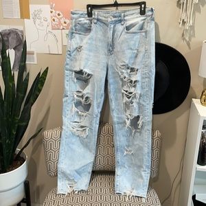 American Eagle Mom Jean Size 14👖